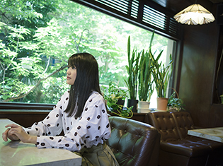 劇場版『はいからさんが通る 後編 』主題歌となる早見沙織さん5thシングルのジャケット&新アーティスト写真公開! スペシャルライブの開催も決定