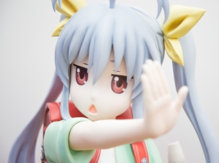 『劇場版 のんのんびより ばけーしょん』展示企画“のんのんびより しねまぎゃらり~”フォトレポート!メインキャラの等身大フィギュアや無数のこまぐるみが展示