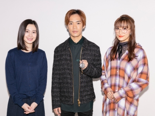 TVアニメ『RErideD-刻越えのデリダ-』先行上映会の速報レポートが到着!小野賢章さん、M・A・Oさん、茜屋日海夏さんが熱く語る
