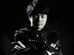 福山潤さん2ndシングル「Tightrope」MV解禁! 本人着用のロープをリリースイベントで全員にプレゼント!