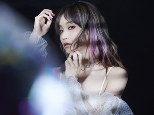 LiSAさんの新曲「ADAMAS」が配信サイトデイリー23冠&オリコンデジタル週間1位獲得! LiSAさん本人からもコメントが到着!