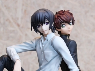 『コードギアス 反逆のルルーシュ』ルルーシュとスザクの学園生活が堪能できるフィギュアが登場! アニメイト特典として貴重な学園シーンのアートボードが付属
