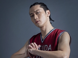 舞台「黒子のバスケ」ULTIMATE-BLAZEより、橋本全一さん演じる新キャラのビジュアル解禁! 気になる公演情報も更新