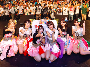 『i☆Ris』次に目指すのは"東京ドーム"という『Happy New World☆』だ。『i☆Ris 6th Anniversary Live ~Lock on♡ 無理なんて言わせないっ!~』レポ