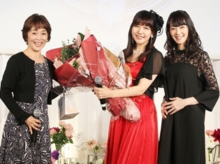 井上喜久子さんが声優活動30周年記念イベントを開催! 豪華ゲストにボカロ共演、茶番劇もあり!?