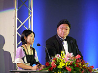 楽しい司会でイベントを盛上げた伊集院さんと前田さん。しかし、その指摘はユーザーならではの鋭い分析を含むことも。