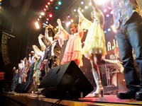 聖闘士星矢』コーナーでMAKE-UPが熱唱！ANIME J.. | アニメイト